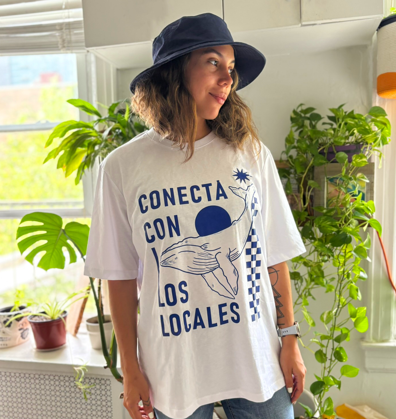 Camiseta Over Size Unisex Conecta con los locales